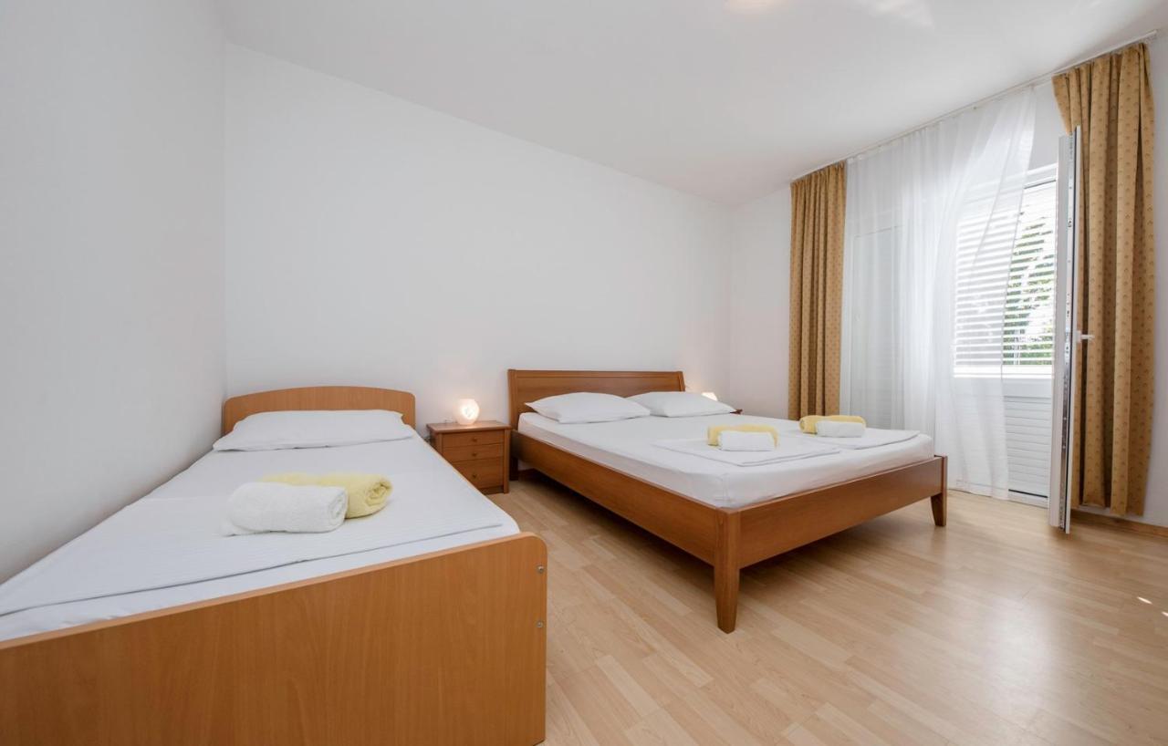 Apartments Stanicic Kampor Екстериор снимка