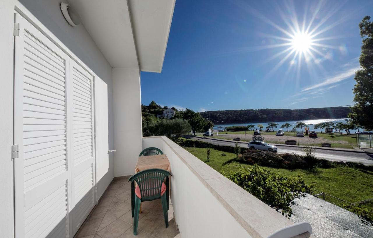 Apartments Stanicic Kampor Екстериор снимка