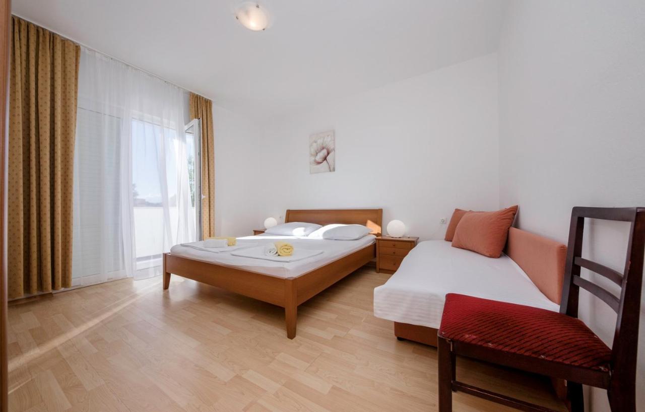 Apartments Stanicic Kampor Екстериор снимка